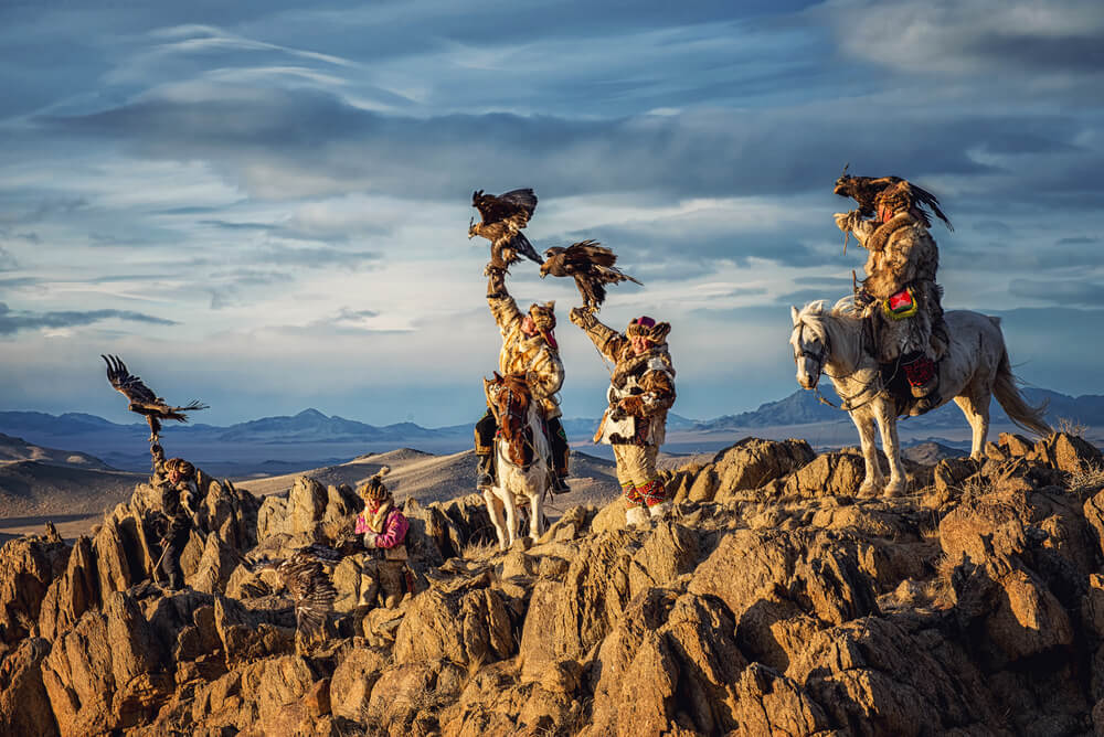 Some Mongolian hunters without any backpacking accessories