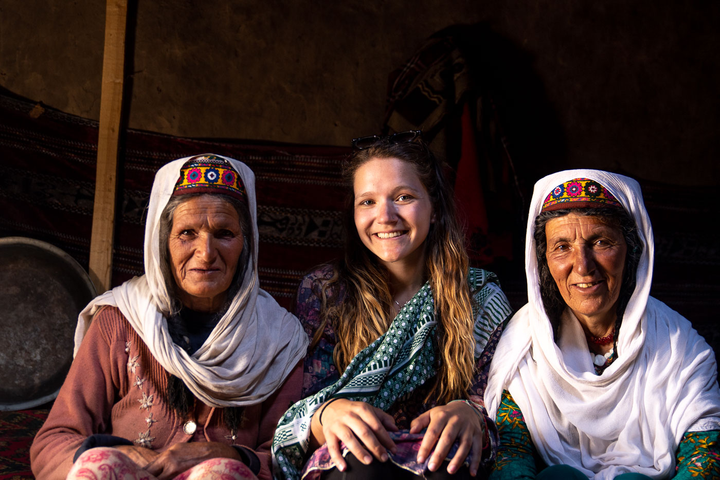 ladies sitting in pakistan