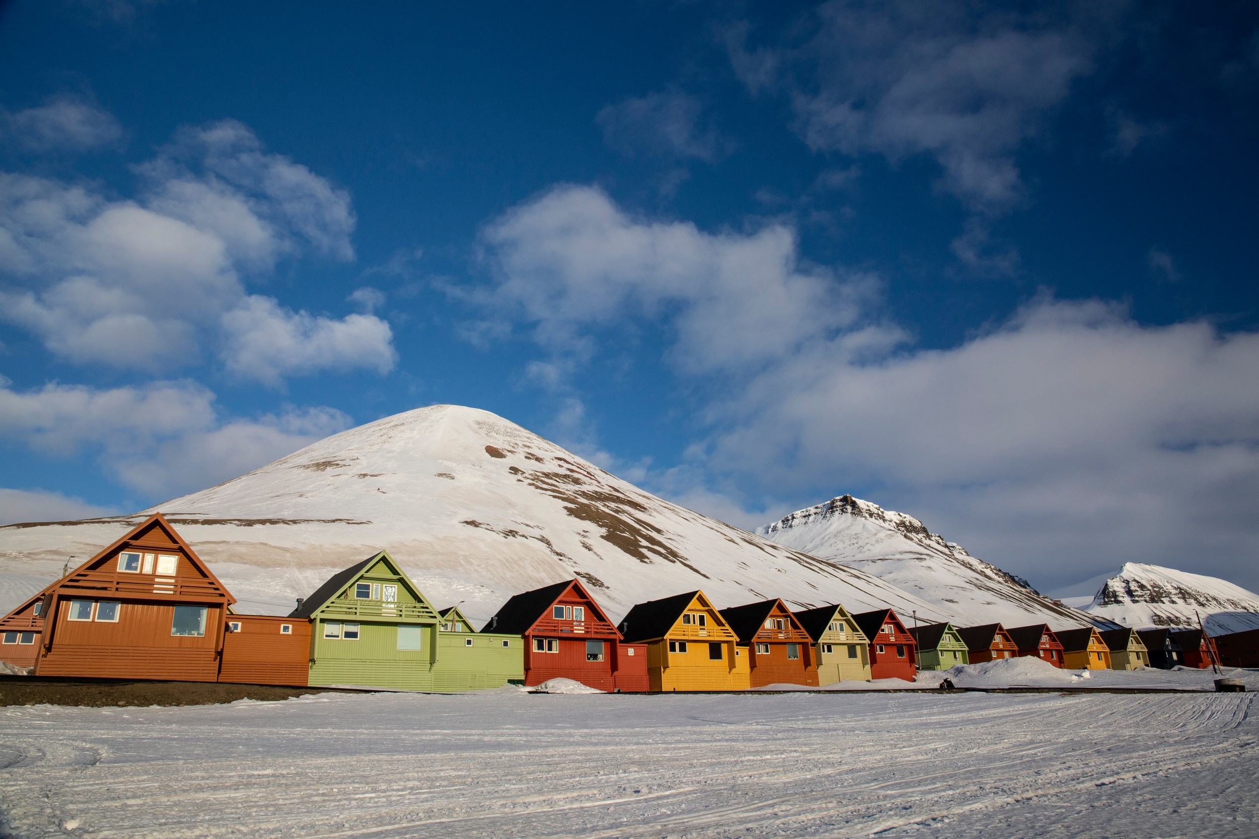 svalbard winter landscape